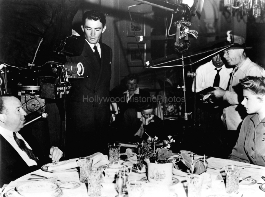 Alfred Hitchcock 1945 Spellbound Gregory Peck Ingrid Bergman wm.jpg